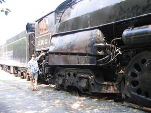 loco_scale.jpg